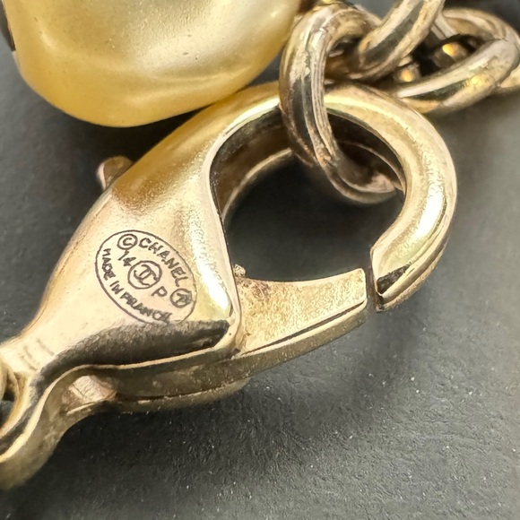 Chanel Enamel Pearl Beaded CC Bracelet - Picture 9 of 9